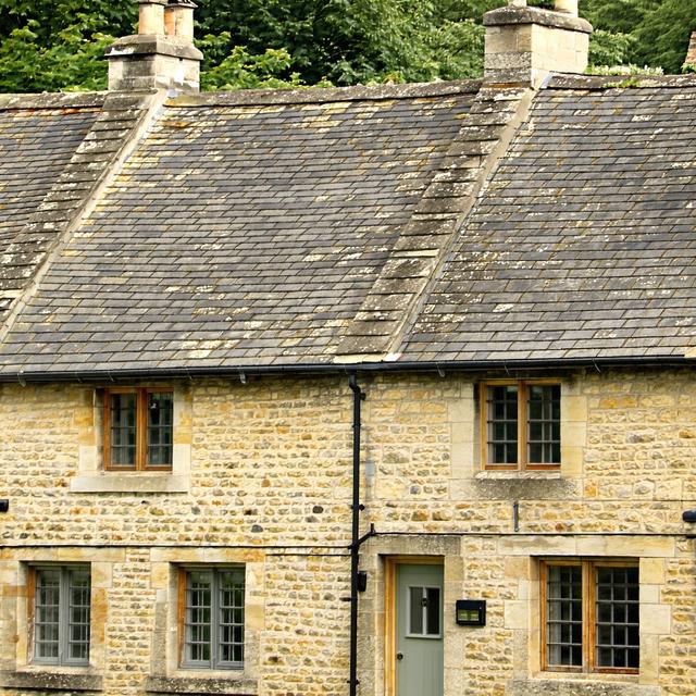 Cotswold cottage row before roofing